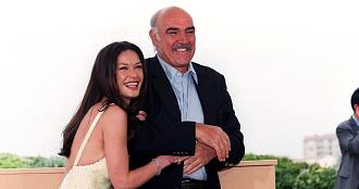 Cliquez sur l'image pour la voir en taille r�elle&nbsp;

Nom : 		sean-connery-catherine-zeta-jones-20097061-1280x0.jpg&nbsp;
Affichages :	139&nbsp;
Taille :		112,3 Ko&nbsp;
ID : 			815474